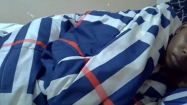Just_Karu webcam