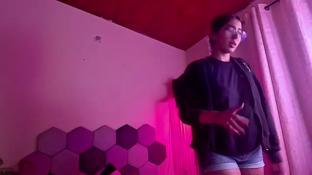 Horny_tgn webcam