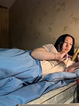 Naughtbaby_2025 webcam