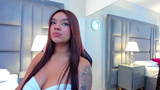 GabyMoreau webcam