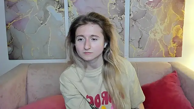 CamillaDreamer webcam
