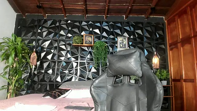 elliot_colton webcam