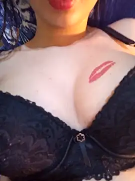 chamss-boobs