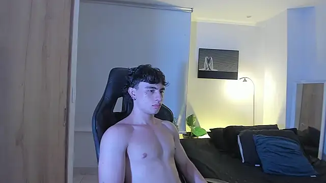 zack_lenox webcam