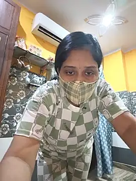 Wildsimmi25 webcam