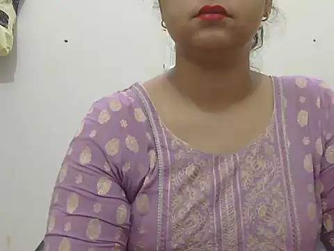 cute_varsha90 webcam