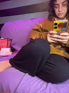 SalyTredelMonte live cam on StripChat