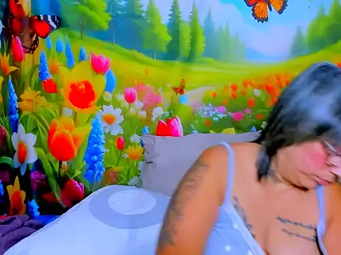 indianroxy webcam