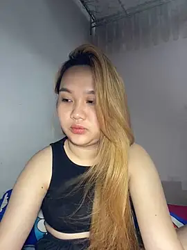 Almira6868 webcam