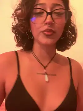 LilithMonette webcam