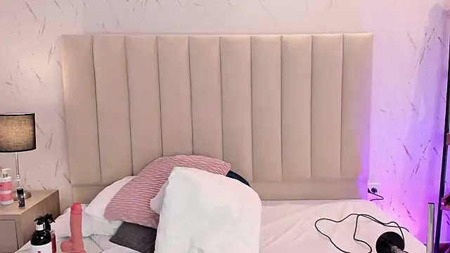 ViolettaRousee_ webcam