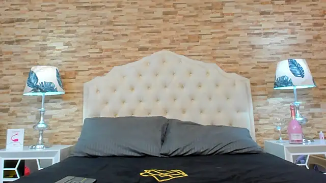 SofiiaJhonson webcam