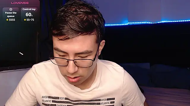 andrewmhilton_ (M young) - Birthday cum 2