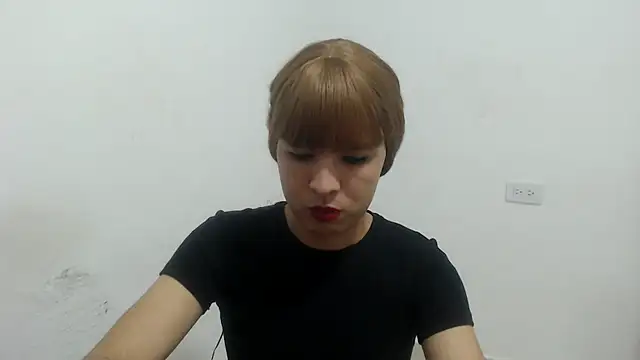 estefania224 webcam