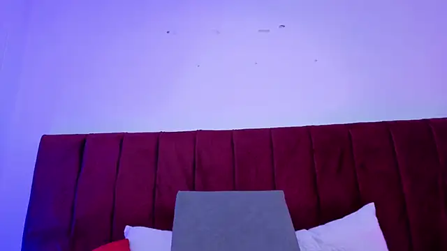 Violeta_Tepes webcam