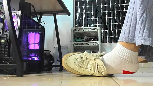 MissAlmaFenix webcam