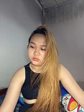 Almira6868 webcam
