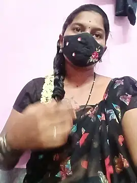 CuteDevilAnu webcam