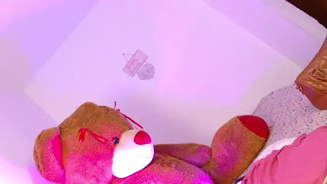 angels_trans_23x webcam