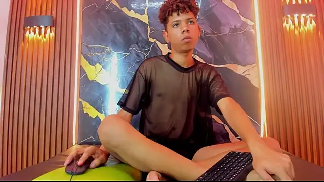 Amers_bigcock webcam