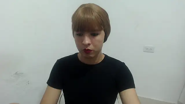 estefania224 webcam
