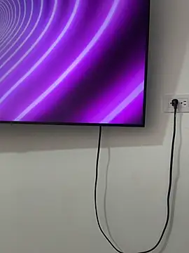 Laurent18x live cam on StripChat