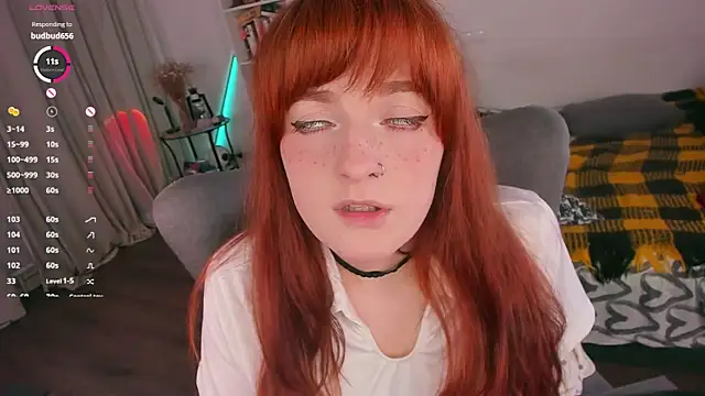 Alice_CutePerv webcam