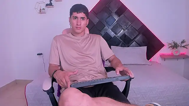 Dark_Valentino_ webcam