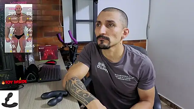 Marck_Muscle webcam
