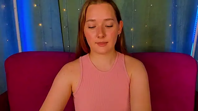 AlinaVice webcam