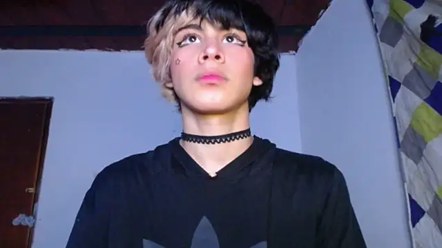 DaraSweet20 webcam