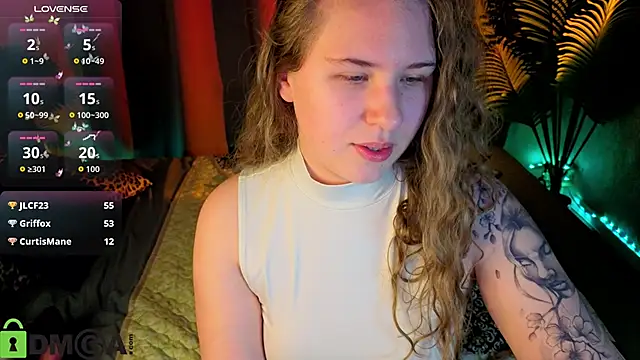 Elsie_Cutties webcam