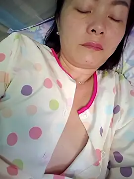 Baby-loveass69 webcam