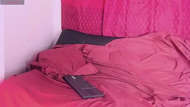 Monica__04 webcam