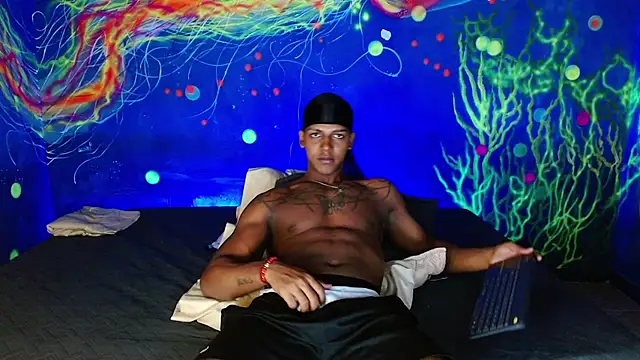 zoriel_bigcock webcam