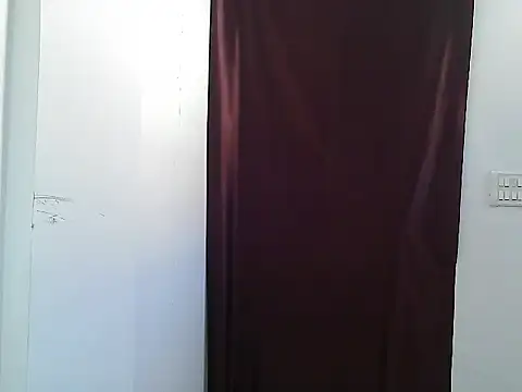 ur_sassypriya webcam