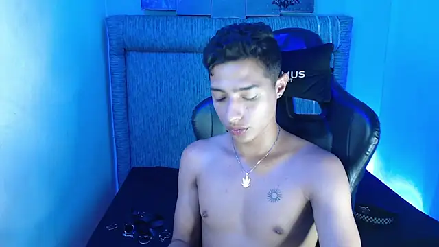 Yuztin_little_ webcam