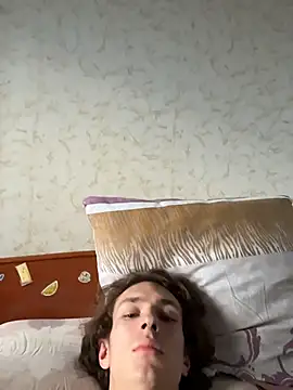 Playaroundqq webcam