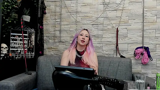 CruelMistress webcam