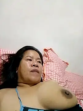 AsianbouncieGIRL webcam