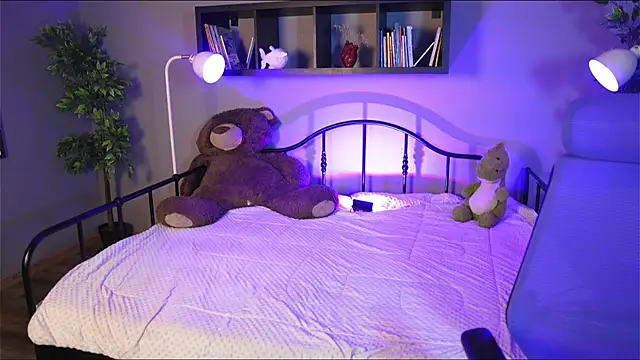 Emma_Lirys webcam