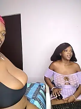 SweetBedroomEyez webcam