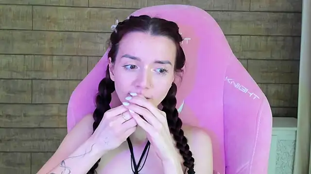 VanessaVienne webcam