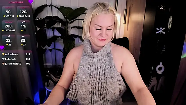 YolandaKiss webcam