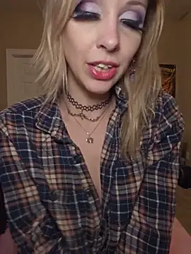 AmethystFoxx webcam
