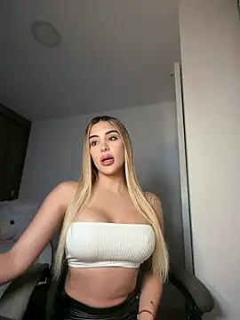 mi_suk11 webcam