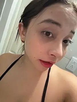 AliciaWhite_nt webcam