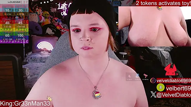 VelvetDiablo webcam