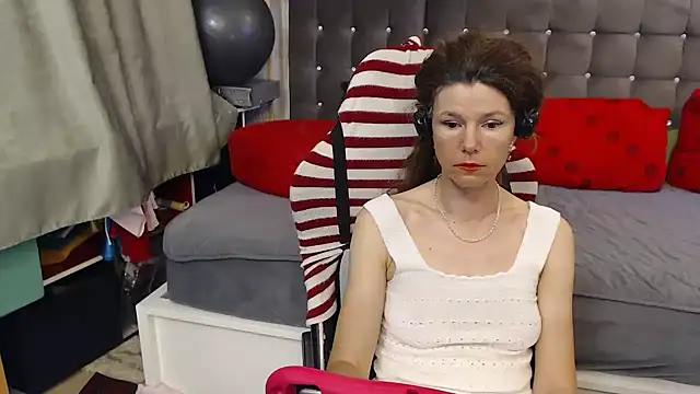 kellyterapy webcam
