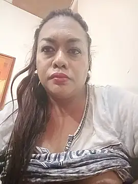 EmmaKantutera webcam